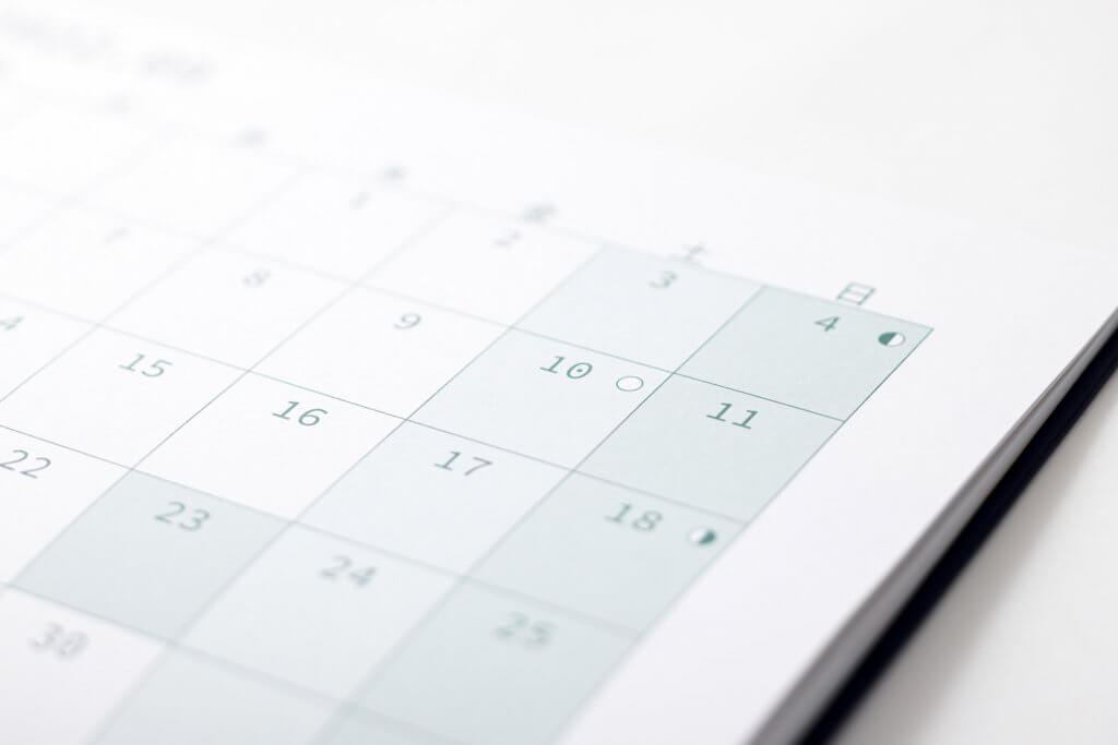月間ブロックに月の満ち欠け「月齢」を入れました